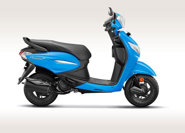 scooty under 60000 on road price